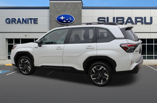 Used 2025 Subaru Forester Premium AWD/4WD image 8