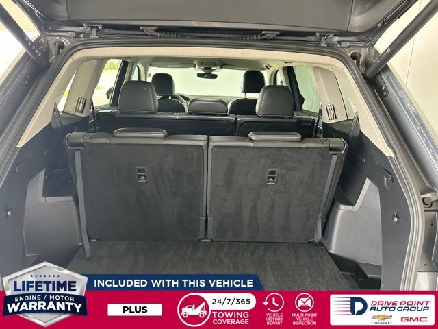 Used 2025 Volkswagen Atlas SE AWD/4WD image 13
