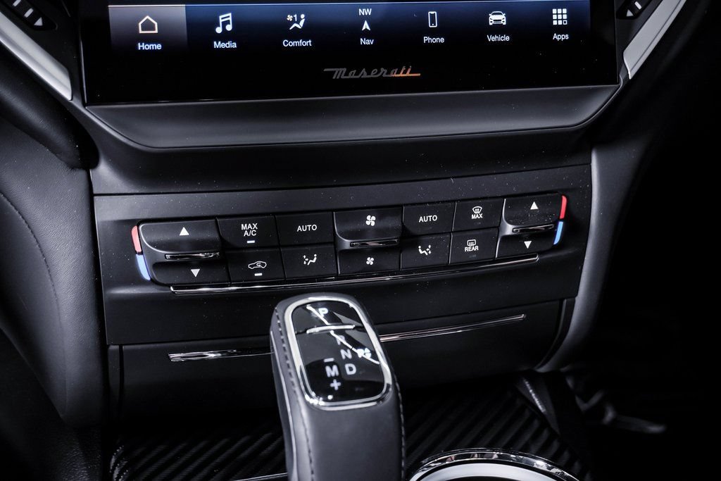 Used 2024 Maserati Ghibli Trofeo RWD image 27