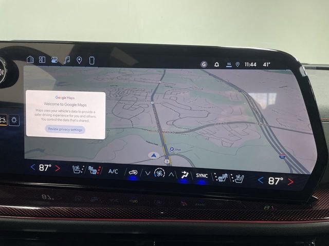 New 2026 Chevrolet Traverse RS w/ LPO, Floor Liner Package image 18