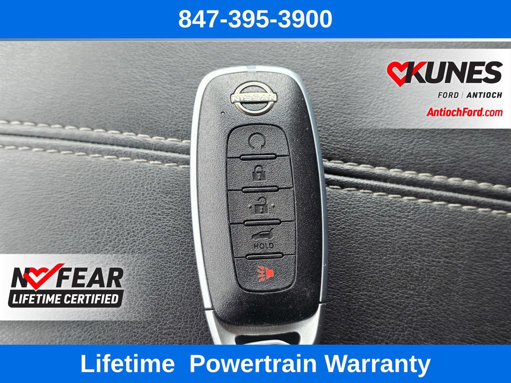 Used 2025 Nissan Pathfinder SV FWD image 17