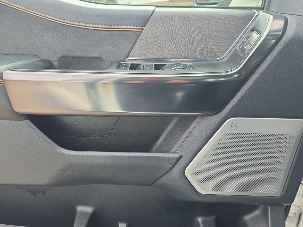 Certified 2022 Ford F150 Platinum w/ Equipment Group 701A High image 16