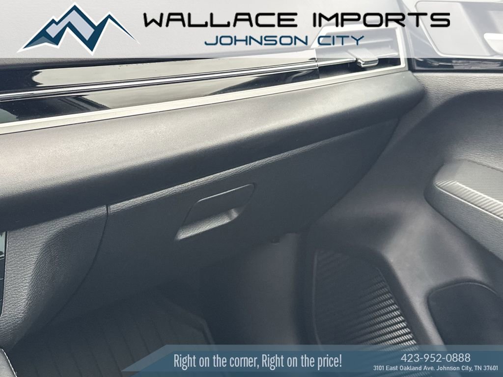 Used 2023 Mitsubishi Outlander SE Black Edition image 21