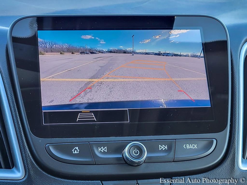 Used 2023 Chevrolet Malibu LS image 16