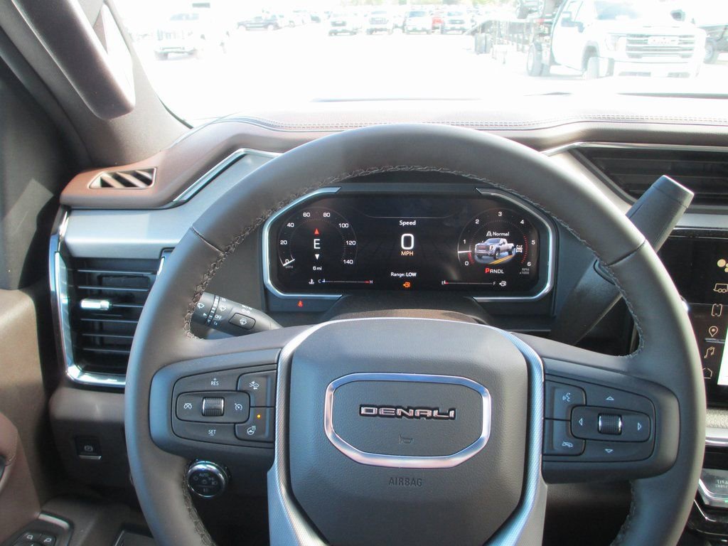 New 2026 GMC Sierra 3500 Denali w/ Denali Reserve Package image 23