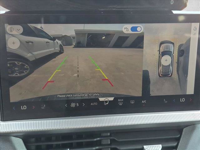 Used 2025 Ford Explorer ST-Line RWD image 13