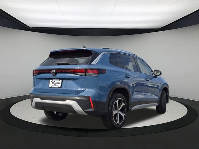 New 2025 Volkswagen Tiguan SE image 7