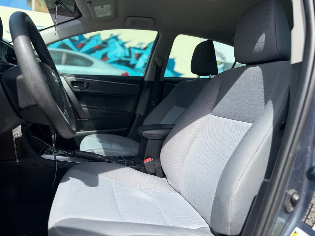 Used 2015 Toyota Corolla L FWD image 12
