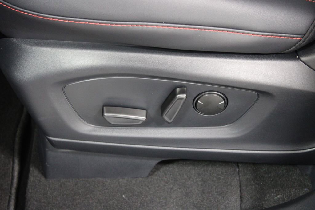 New 2026 Ford Explorer ST-Line w/ ST-Line Street Pack image 18