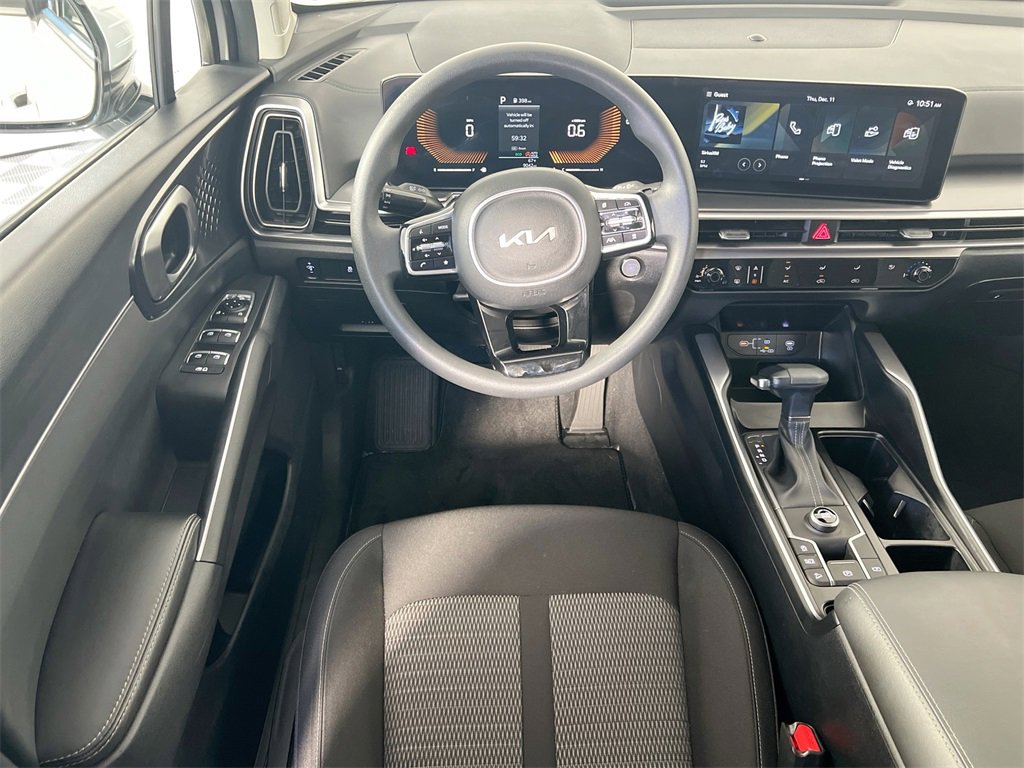 Certified 2024 Kia Sorento LX image 20
