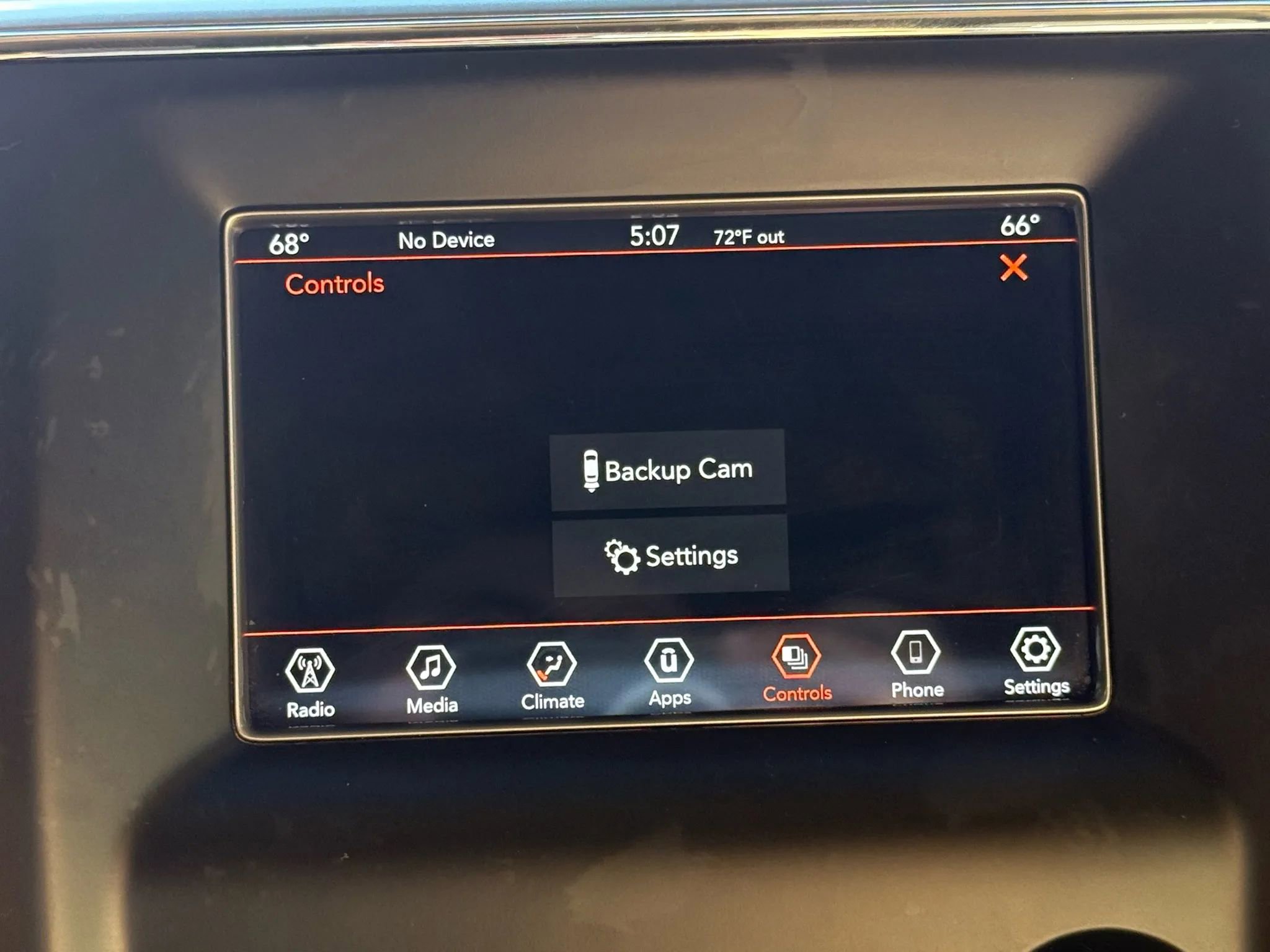 Used 2021 Jeep Grand Cherokee Laredo image 37