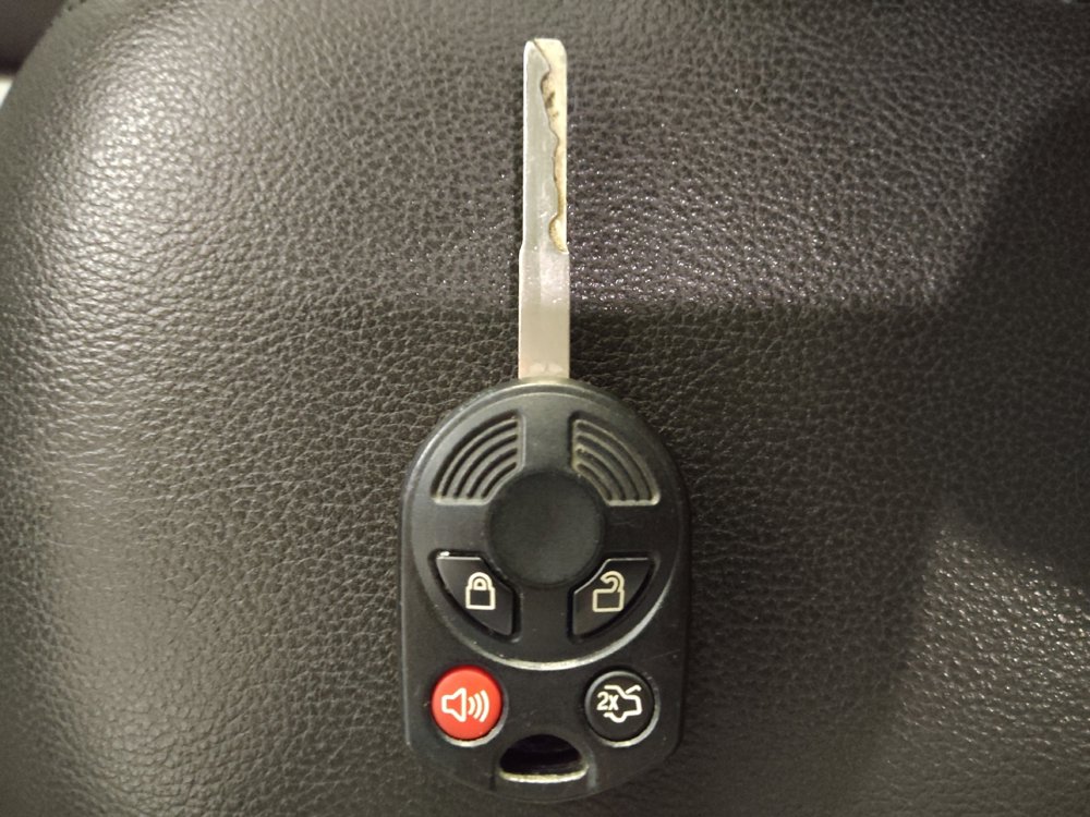 Used 2017 Ford C-MAX SE image 32