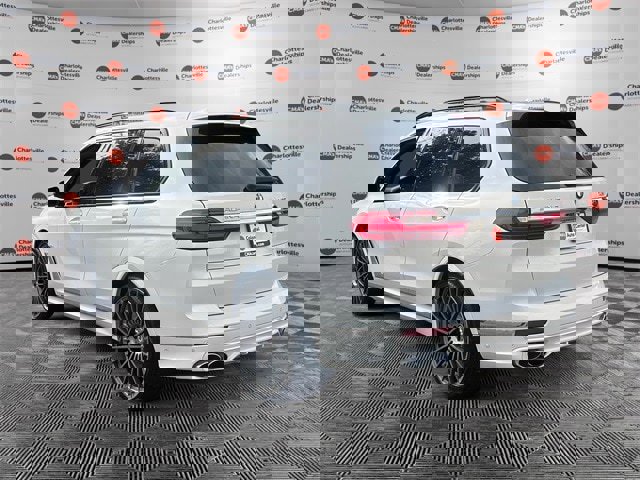 Used 2022 BMW ALPINA XB7 image 3