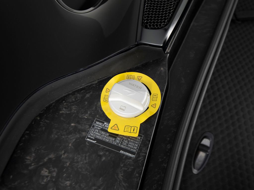 Used 2023 McLaren GT image 46