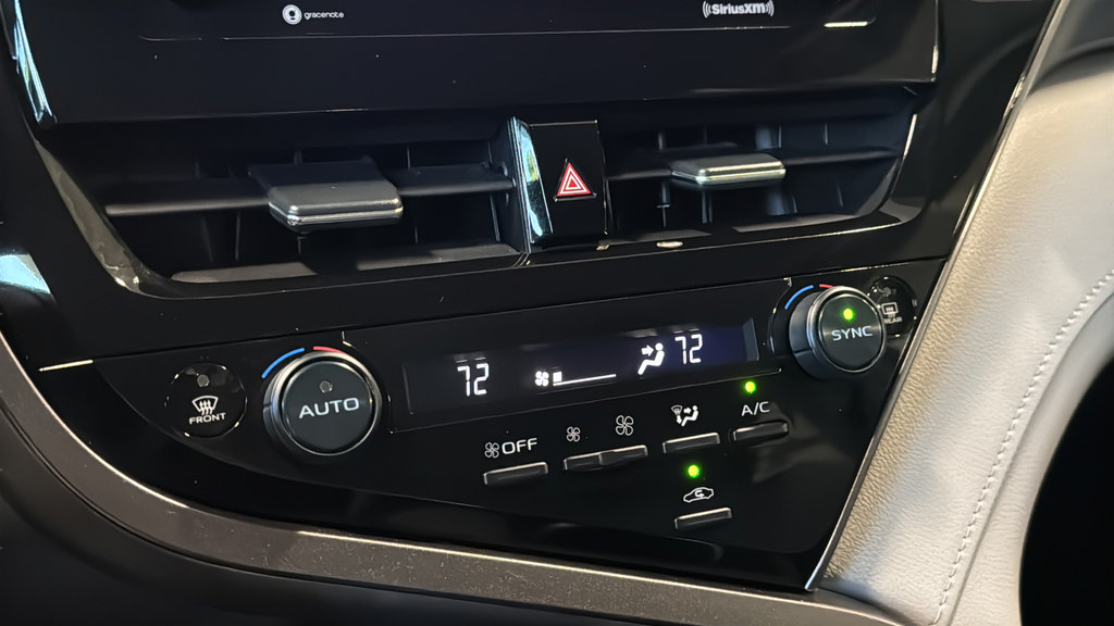 Used 2024 Toyota Camry LE FWD image 25