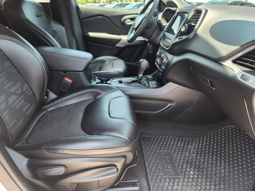 Used 2022 Jeep Cherokee Latitude image 17