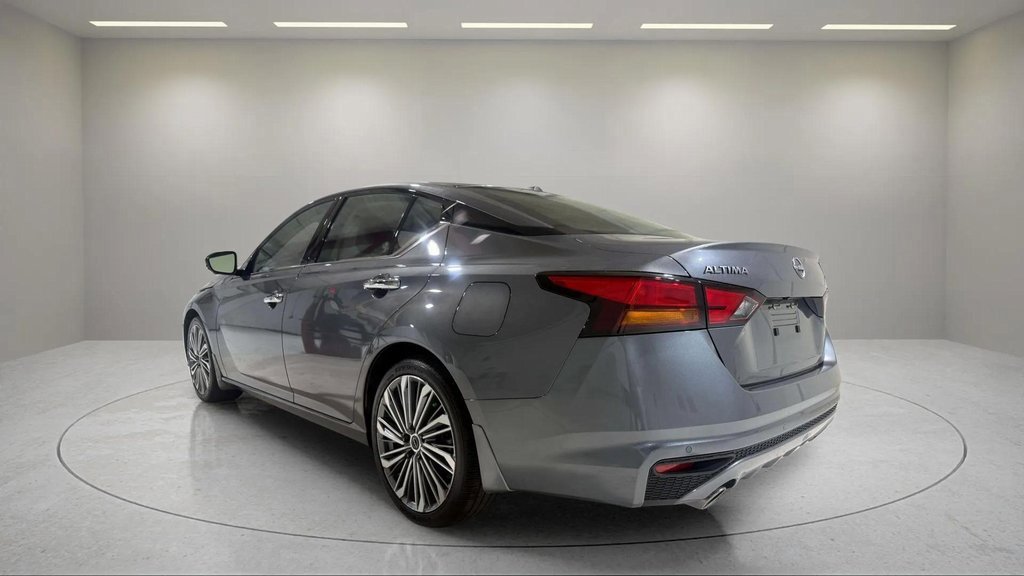Used 2024 Nissan Altima 2.5 SL image 15