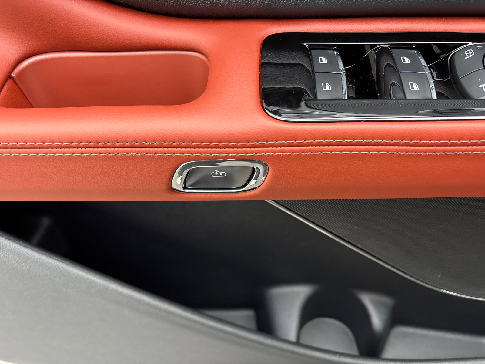 New 2025 Lincoln Aviator Reserve w/ Illumination Package image 14