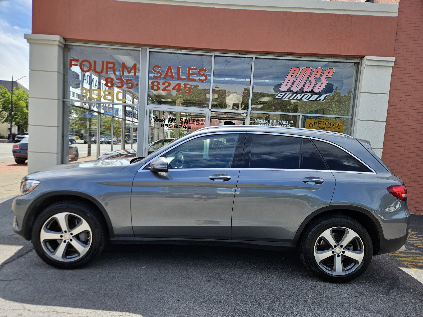 Used 2016 Mercedes-Benz GLC 300 4MATIC image 3