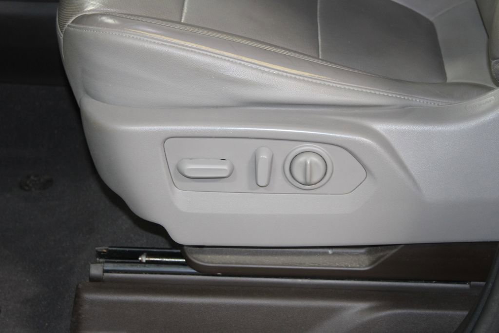 Used 2020 GMC Sierra 1500 SLT w/ SLT Premium Package image 24