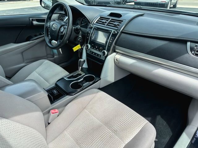 Used 2014 Toyota Camry LE FWD image 24