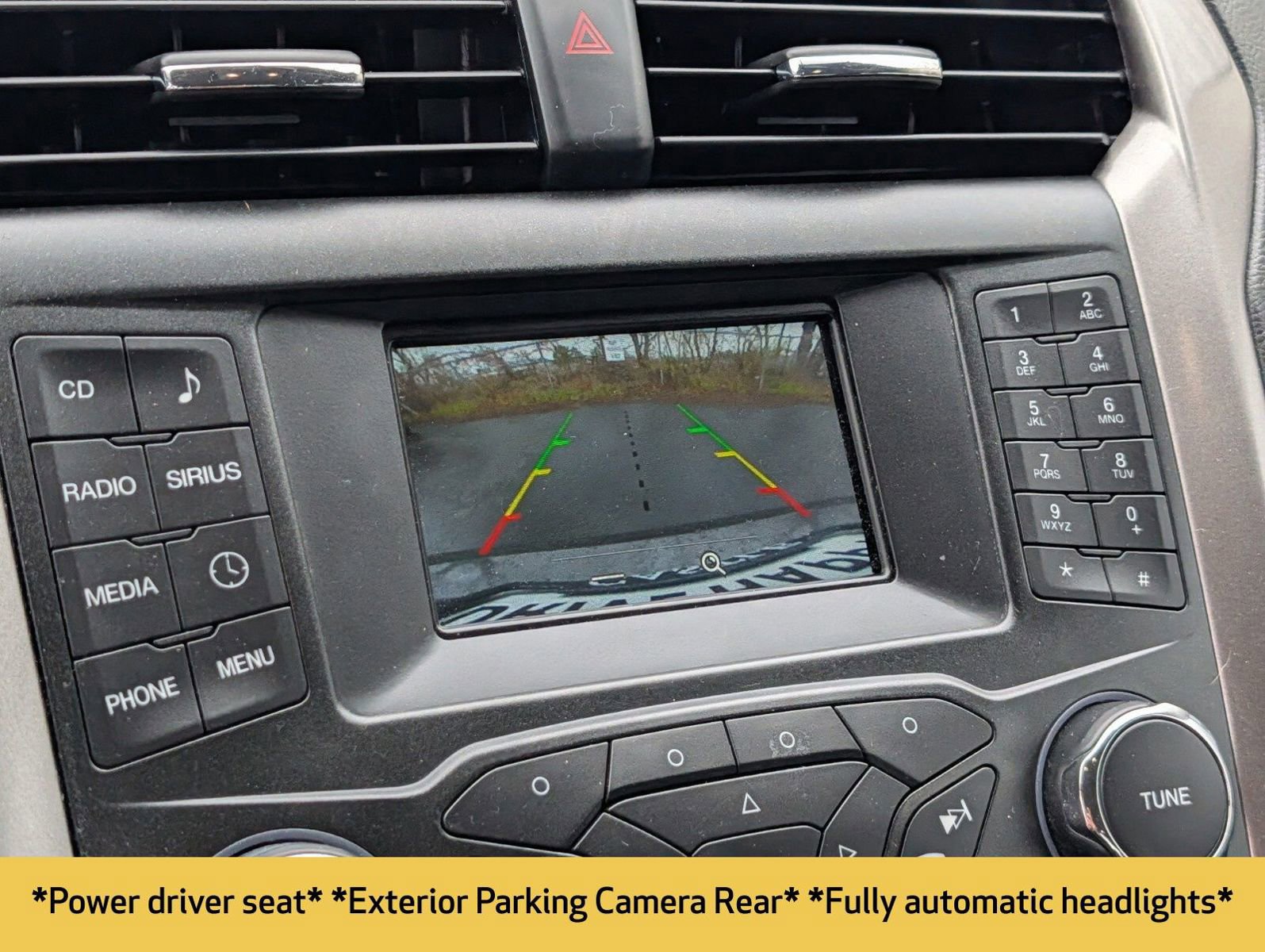 Used 2017 Ford Fusion SE image 6