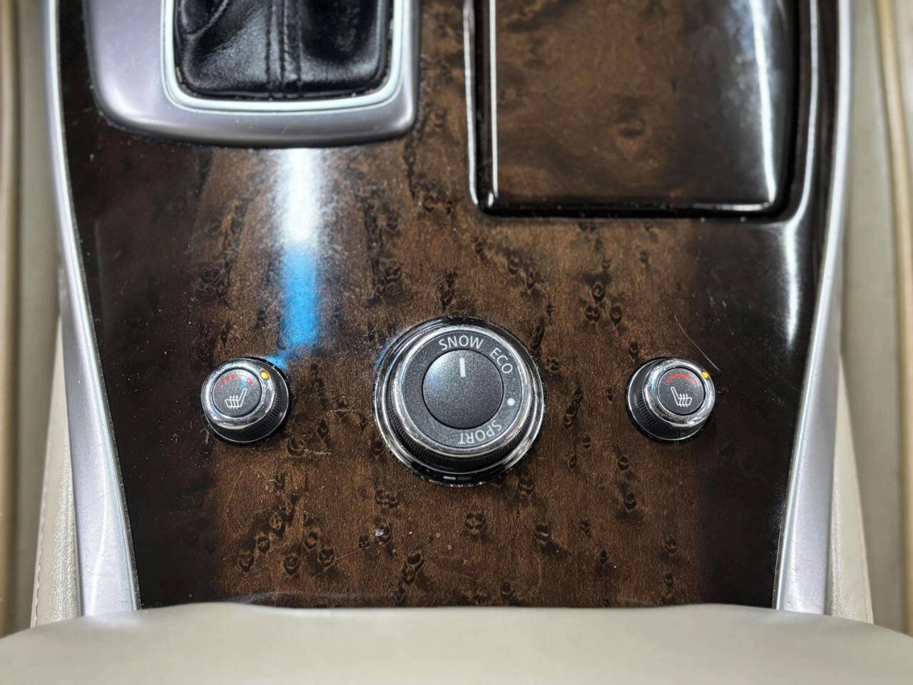 Used 2015 INFINITI QX60 AWD w/ Premium Plus Package image 32