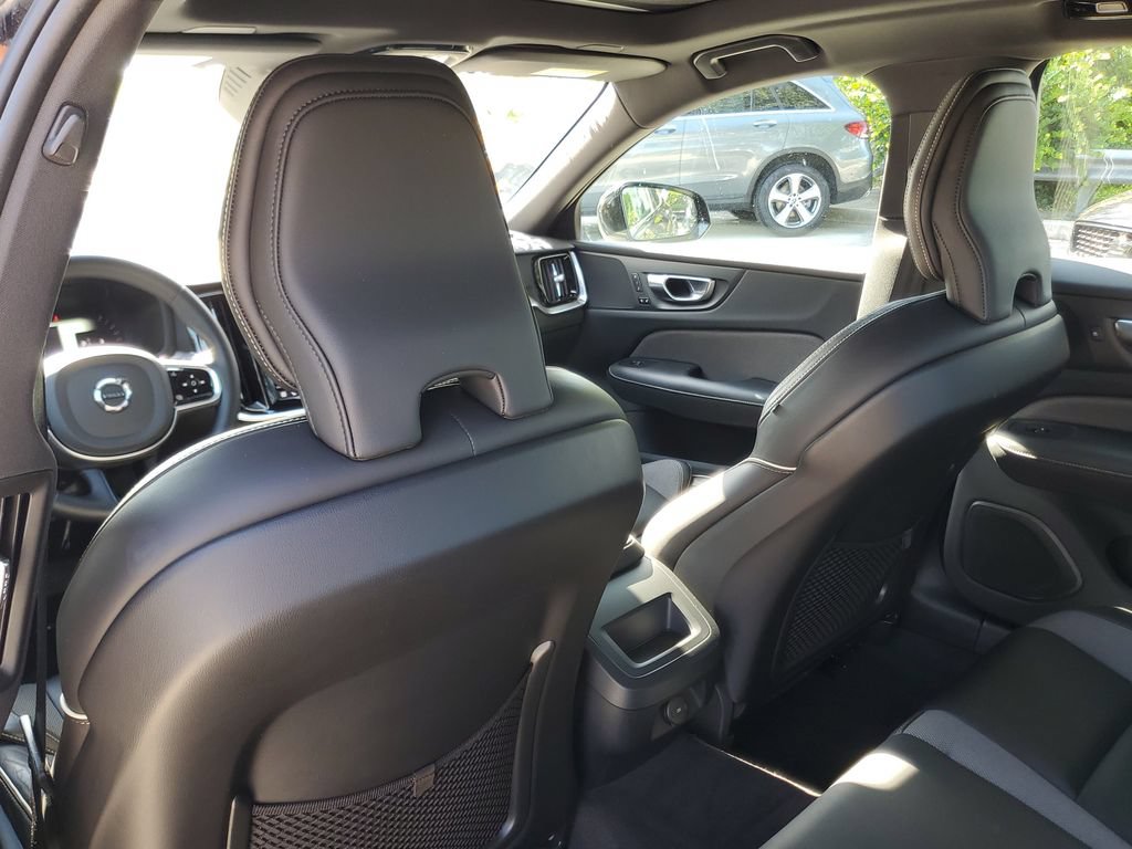 Certified 2024 Volvo S60 B5 Plus FWD image 10