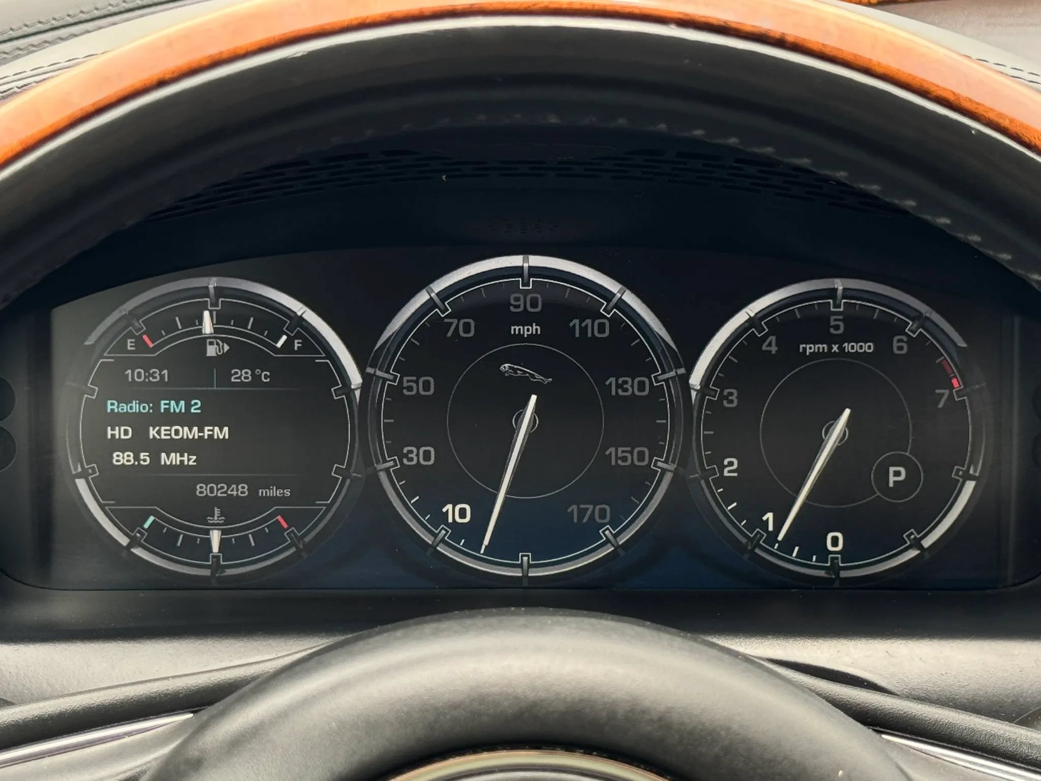 Used 2014 Jaguar XJ L Portfolio RWD image 35