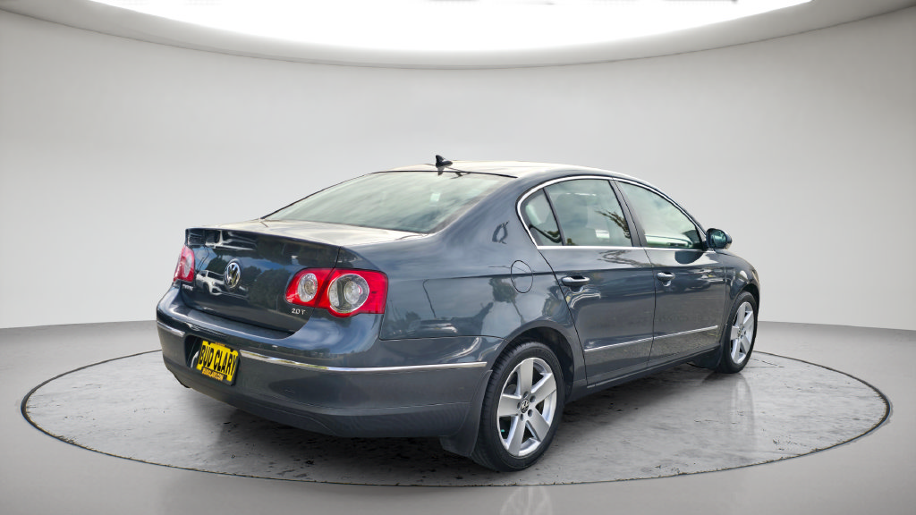 Used 2009 Volkswagen Passat Komfort FWD image 5