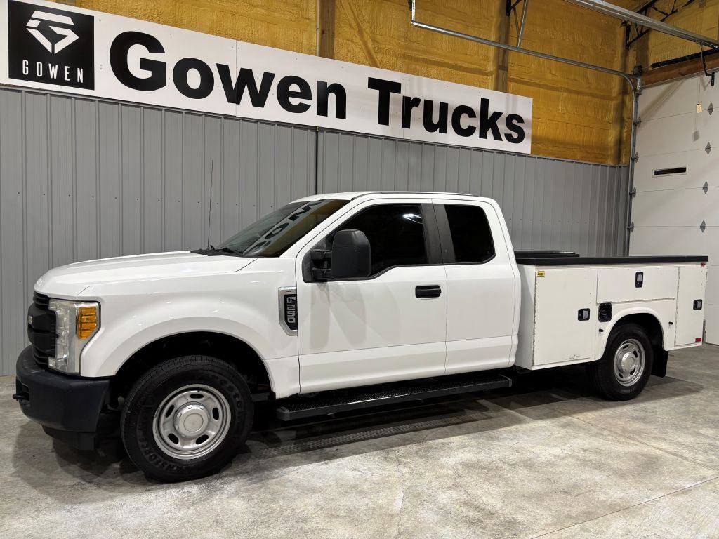 Used 2017 Ford F250 XL image 4