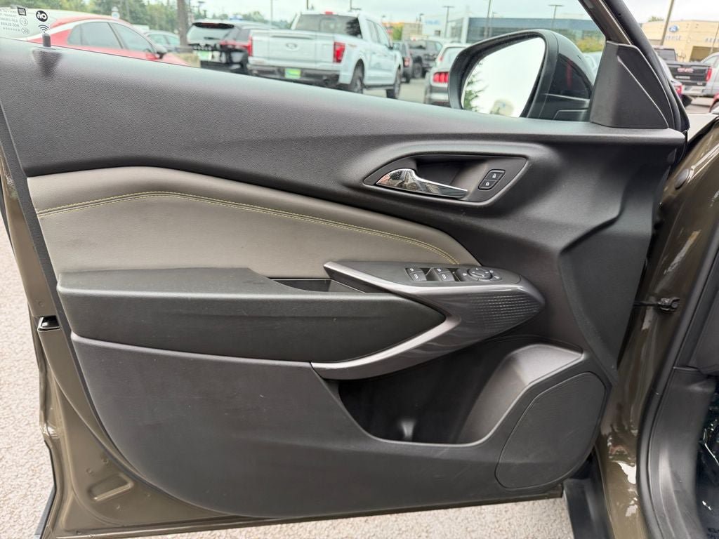 Used 2024 Chevrolet Trax ACTIV w/ Driver Confidence Package FWD image 20