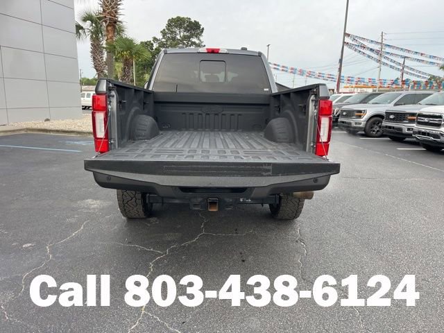 Used 2022 Ford F250 Lariat w/ Black Appearance Package image 31