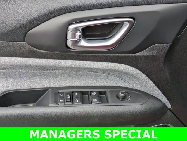 New 2025 Jeep Compass Sport image 13