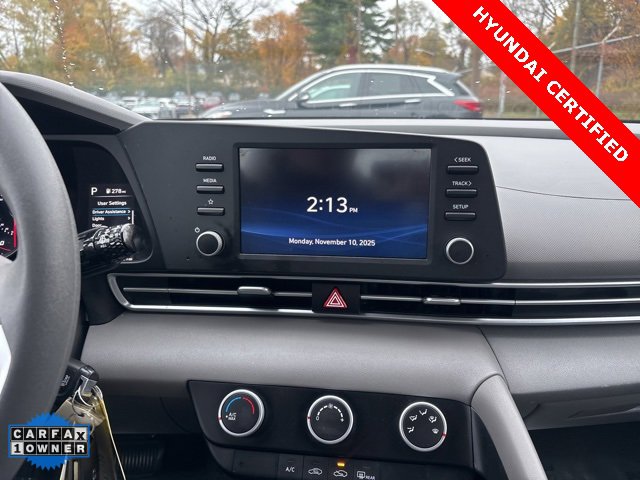 Used 2021 Hyundai Elantra SE image 16