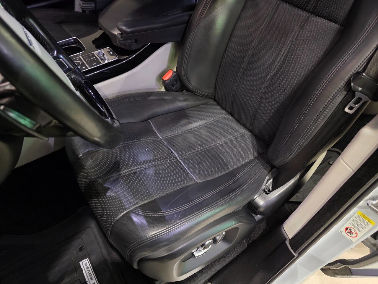 Used 2016 Land Rover Range Rover HSE AWD/4WD image 38