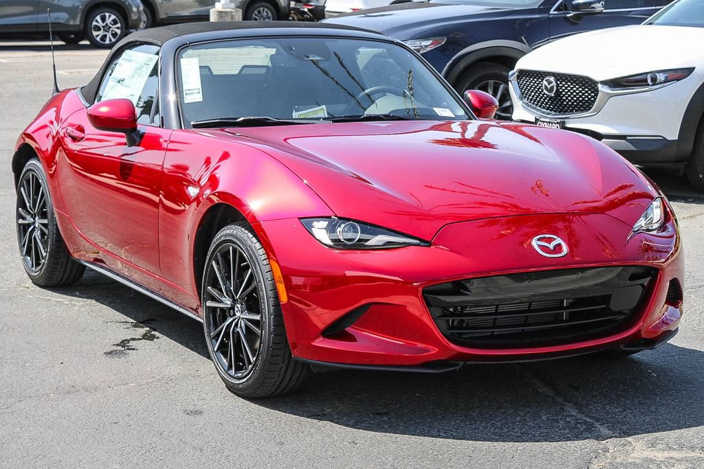 New 2026 MAZDA MX-5 Miata Grand Touring w/ Weather Package RWD image 3