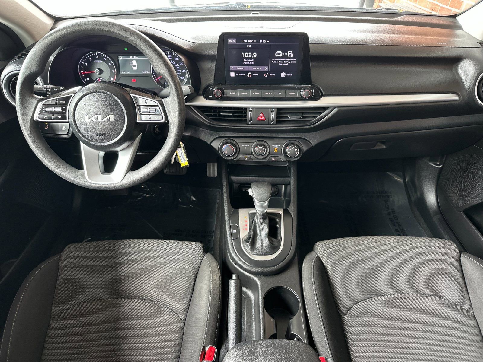 Certified 2024 Kia Forte LXS w/ LXS Technology Package image 17