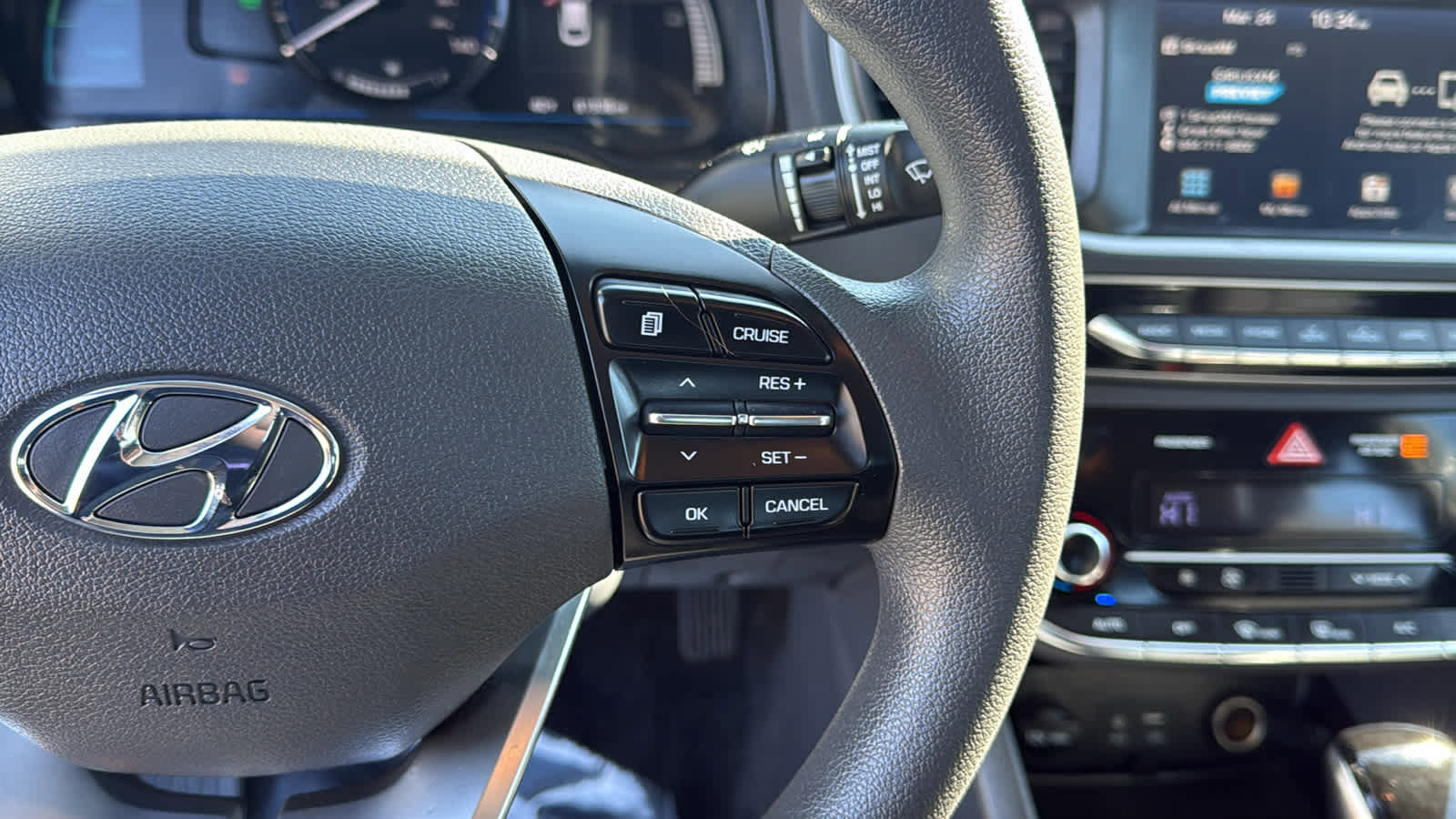 Used 2018 Hyundai Ioniq Blue image 15