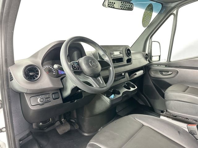 Used 2022 Mercedes-Benz Sprinter 1500 image 12