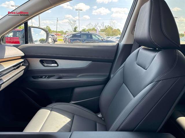 Used 2025 Nissan Murano SL w/ Cargo Package image 28