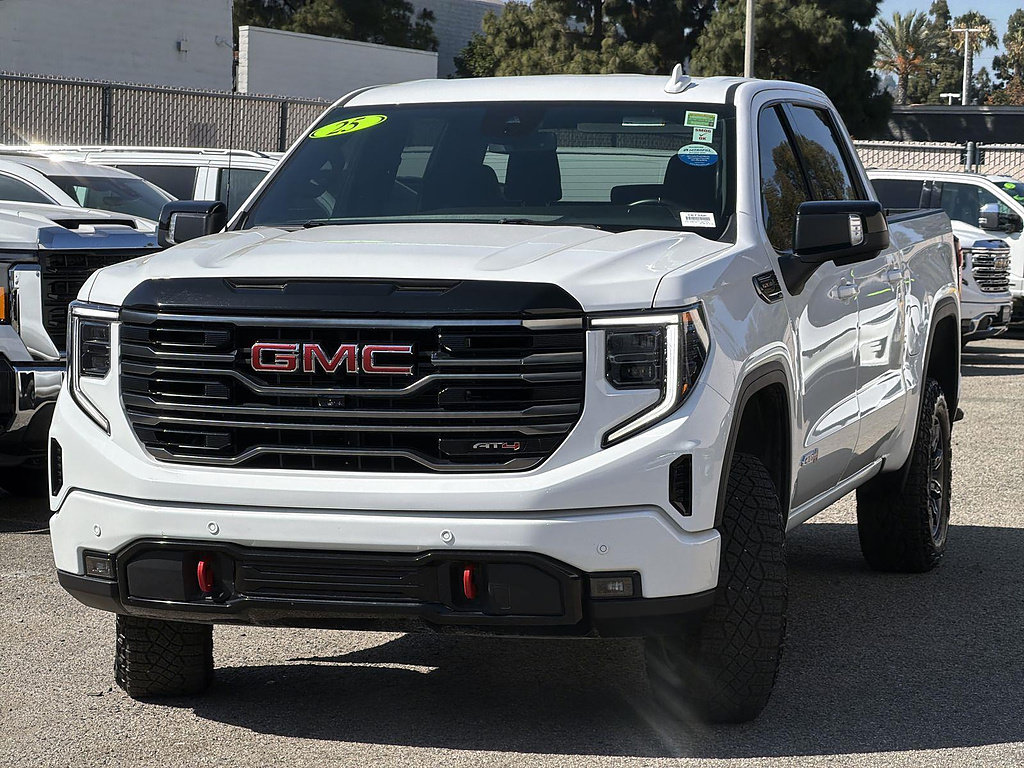 Used 2025 GMC Sierra 1500 AT4 AWD/4WD image 3