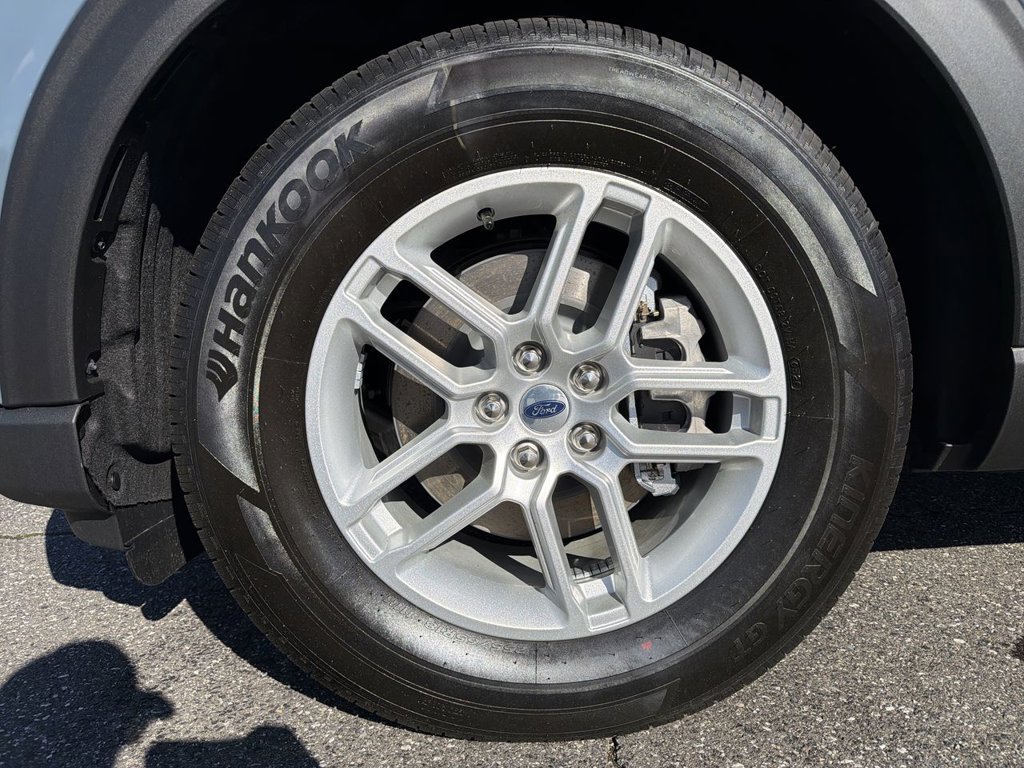 New 2026 Ford Explorer Active w/ Active Comfort Package RWD image 10
