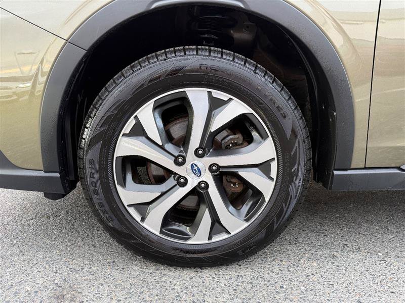 Used 2022 Subaru Outback Touring XT AWD/4WD image 9