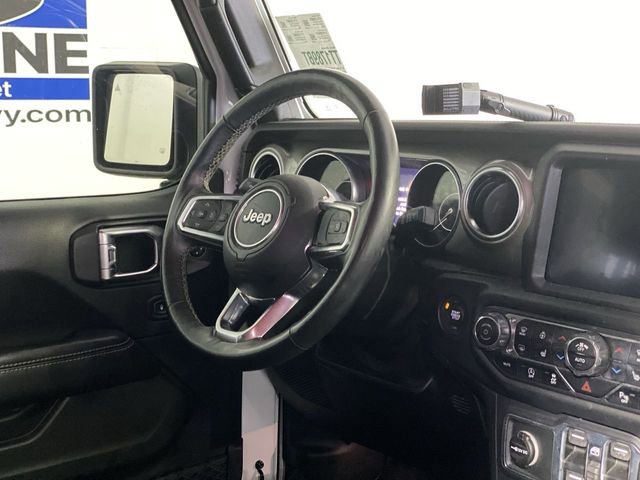 Used 2018 Jeep Wrangler Unlimited Sahara image 10