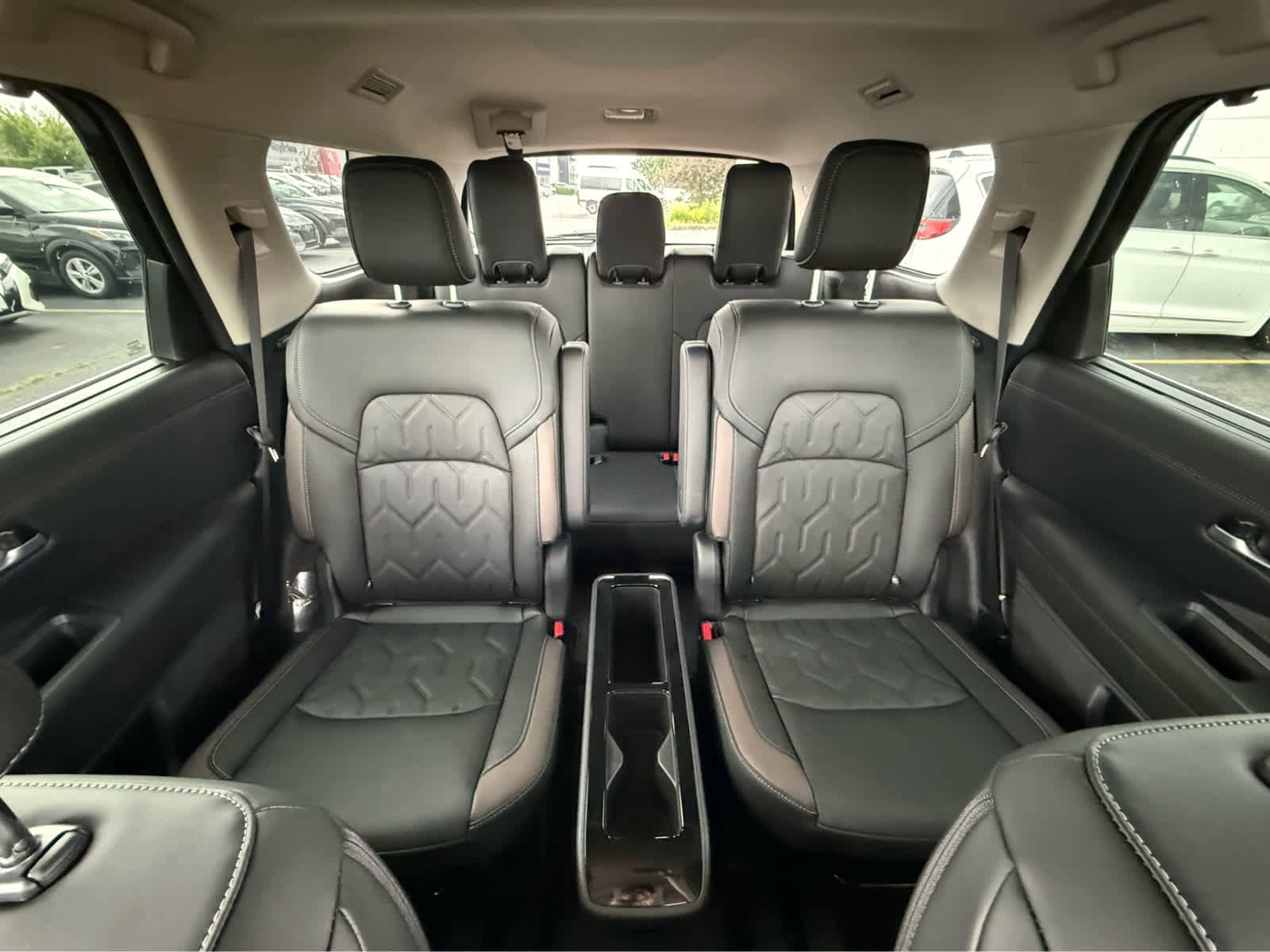 New 2026 Nissan Pathfinder Platinum AWD/4WD image 18