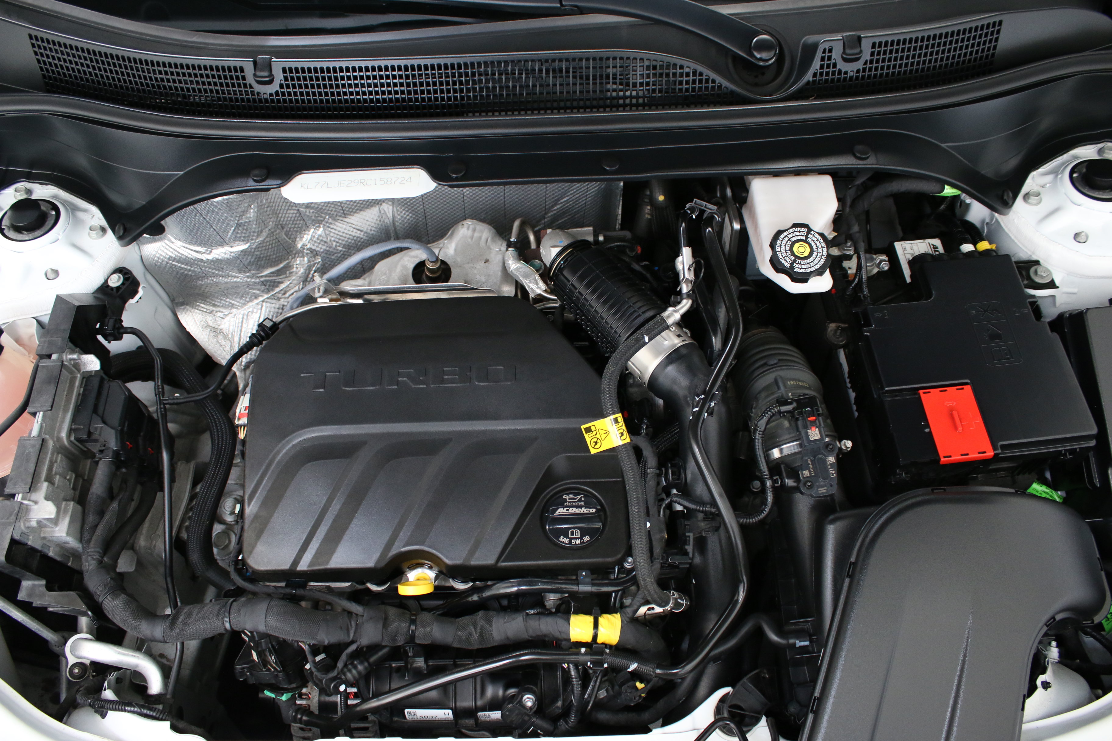 Used 2024 Chevrolet Trax RS w/ Driver Confidence Package FWD image 33