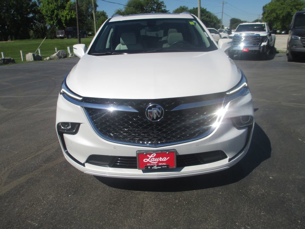 Used 2024 Buick Enclave Avenir FWD image 13