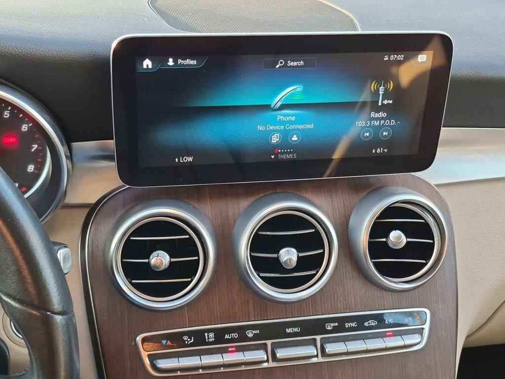 Used 2020 Mercedes-Benz GLC 300 image 14