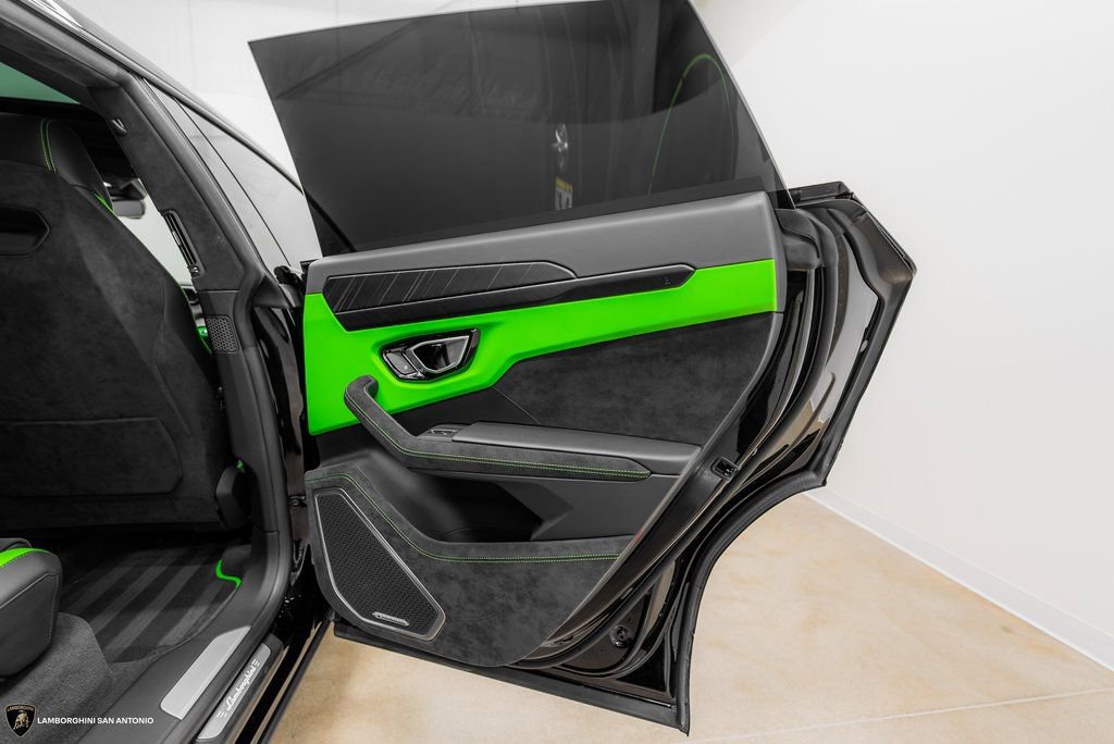 Used 2024 Lamborghini Urus S image 50